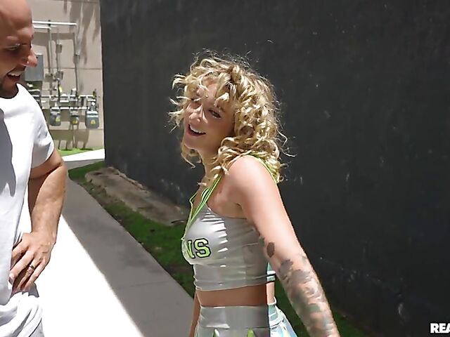 Public sex with frisky cheerleader Susie Stellar