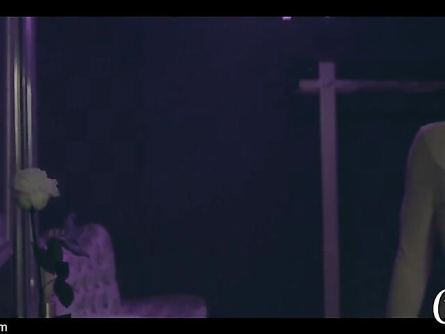 All in with smoking hot brunette Lola Bellucci