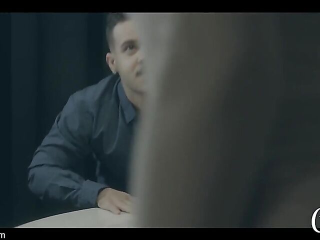 All in with smoking hot brunette Lola Bellucci