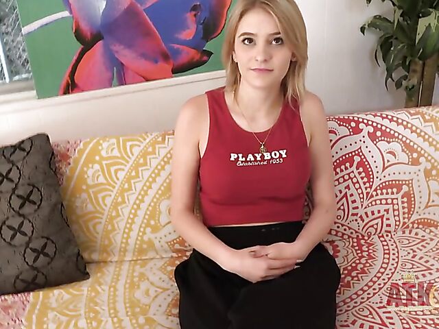 Naked interview with small tits girl Stephanie Gwen