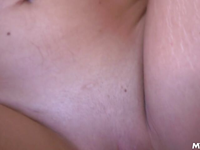 Naturally titted milf blonde Slimthick Vic is horny