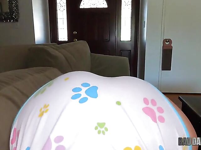 Misty Meaner - Stepdaughter POV with bad daddy fucking her nice innie pussy