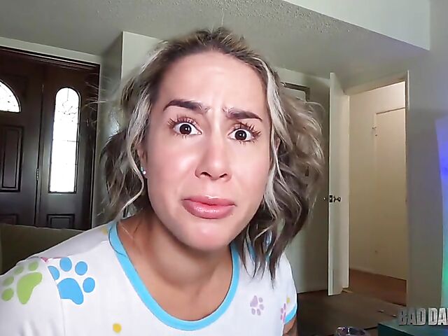 Misty Meaner - Stepdaughter POV with bad daddy fucking her nice innie pussy