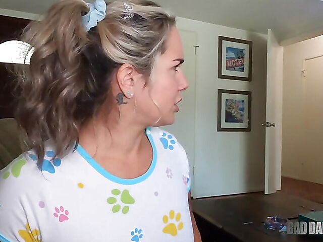 Misty Meaner - Stepdaughter POV with bad daddy fucking her nice innie pussy