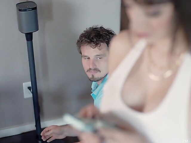 MIlf lingerie seduction featuring Lexi Luna