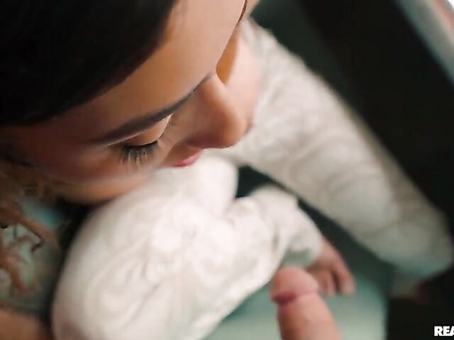 Free use POV sex with latina gamer girl Kira Perez