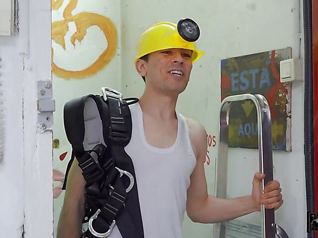 Office MILF Lily Veroni fucks a lucky young handyman