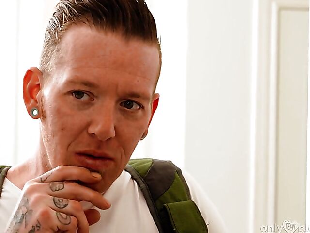 Teen blowjob maniac Alex Kane loves to suck