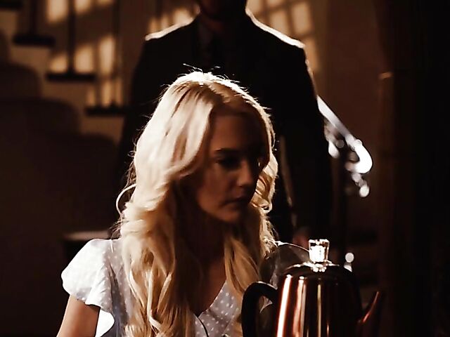 Nathan Bronson & Kiara Cole - Small tits blonde gets cum on belly