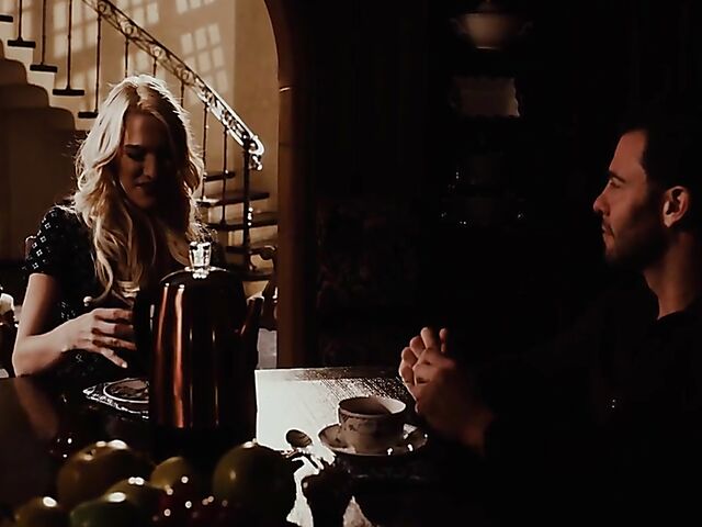 Nathan Bronson & Kiara Cole - Small tits blonde gets cum on belly