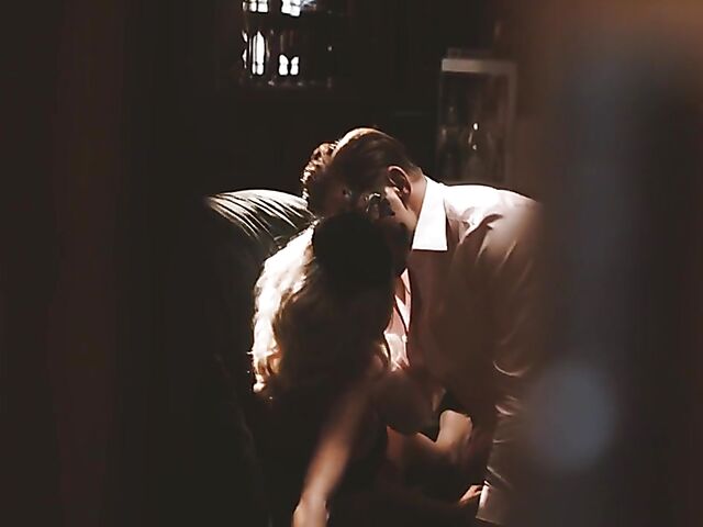 Nathan Bronson & Kiara Cole - Small tits blonde gets cum on belly