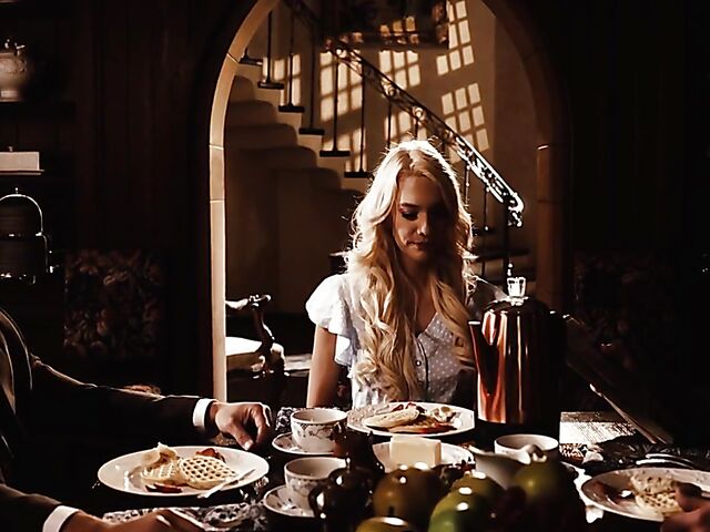 Nathan Bronson & Kiara Cole - Small tits blonde gets cum on belly