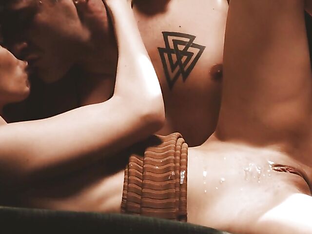 Nathan Bronson & Kiara Cole - Small tits blonde gets cum on belly