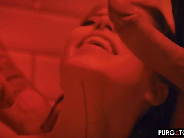 Bathroom threesome anal in the dark with inked Eden Ivy