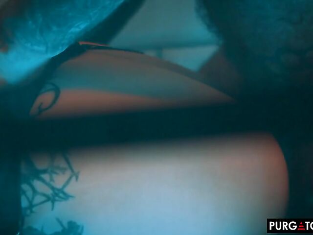 Bathroom threesome anal in the dark with inked Eden Ivy