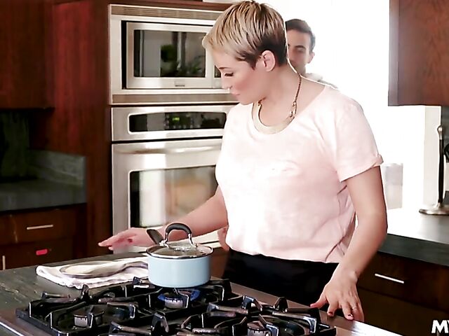 Ryan Keely & Anastasia Rose - Mom threesome with stepson's girlfriend