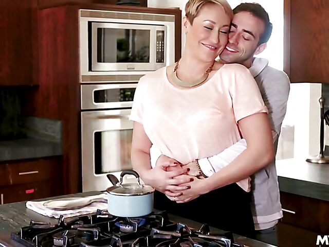 Ryan Keely & Anastasia Rose - Mom threesome with stepson's girlfriend