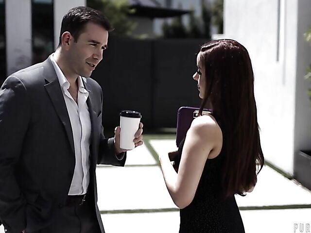 Hot sex with naturally sexy Vanna Bardot