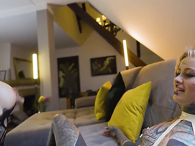 Lesbian tattoo madness and strap on anal with Anuskatzz and Nux Vomica