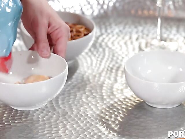 3 on 2 group DP with Chloe Lamour and Venera Maxima