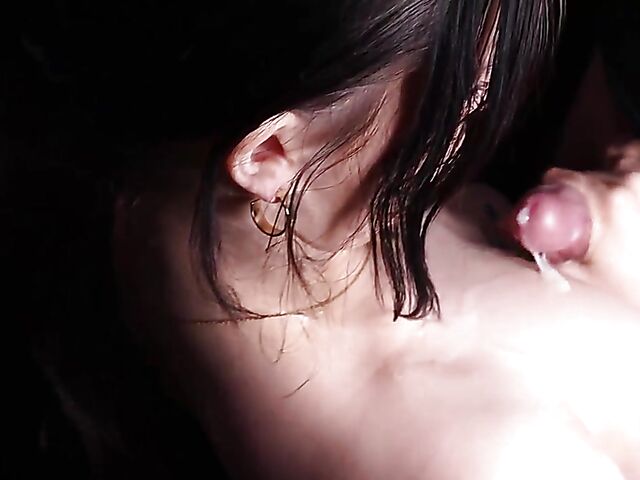 7 facial cumshots for young Tessa in her blowbang scene