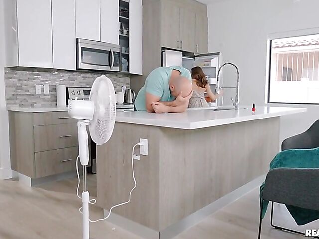 Squirt threesome with big-titted Alexis Fawx and Blake Blossom