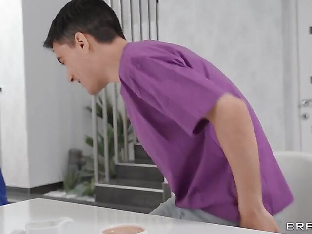 Isabelle Deltore & Jordi El Nino Polla - Boy and MILF bathroom fuck