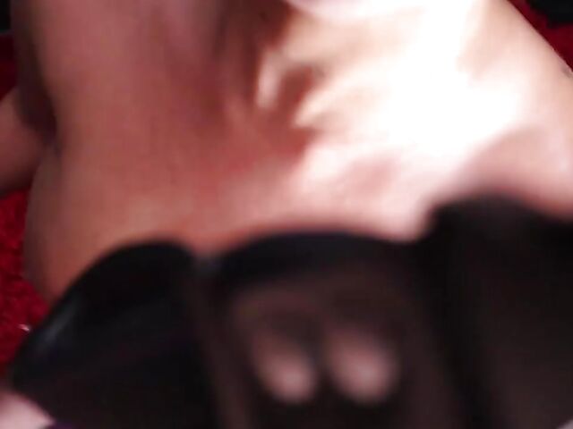 Busty blowbang slut Emori Pleezer loves cum on tongue and cum on face