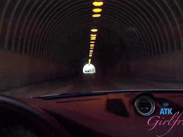 Car blowjob and fingering on the way to the beach with Cecelia Taylor