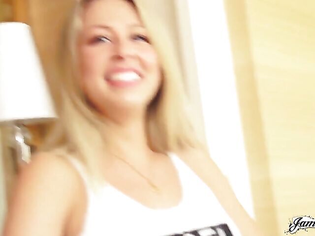 Porn backstage with Saya Song, Jillian Janson & Zoey Monroe