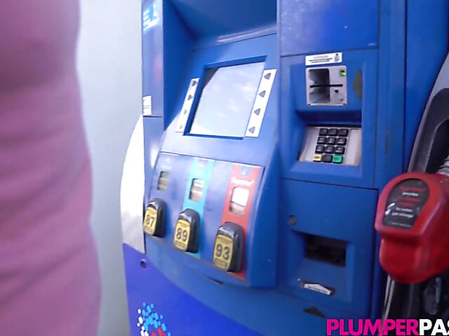 Horny fat BBW Megan Daw picks up a guy at the gas station