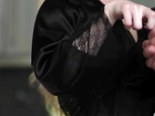 Skinny small tits blonde Emma Starletto seduces her bodyguard