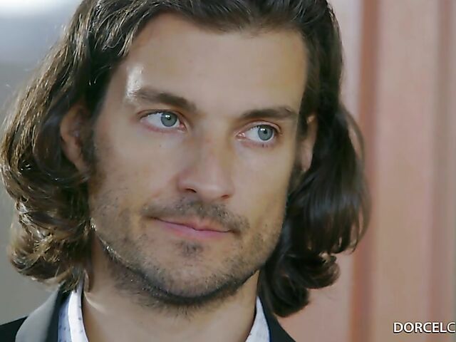 Behind the scenes of Sugar And Spice with Emma Hix, Whitney Wright, and Paige Owens