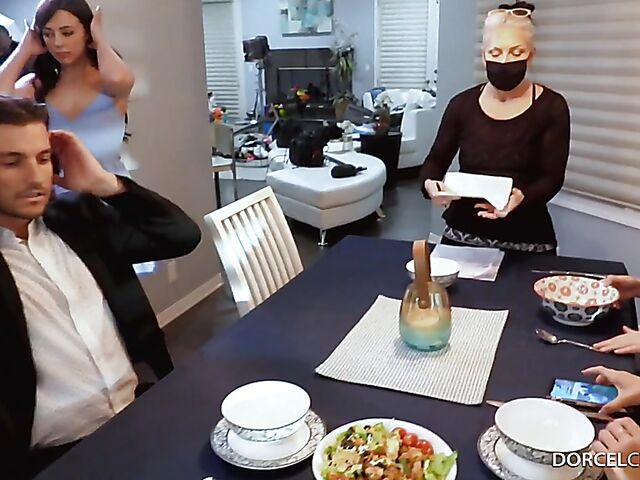 Behind the scenes of Sugar And Spice with Emma Hix, Whitney Wright, and Paige Owens