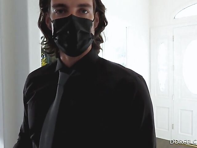 Behind the scenes of Sugar And Spice with Emma Hix, Whitney Wright, and Paige Owens