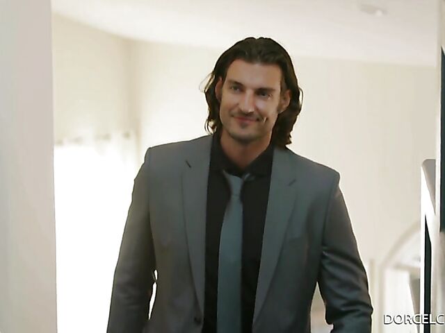 Behind the scenes of Sugar And Spice with Emma Hix, Whitney Wright, and Paige Owens