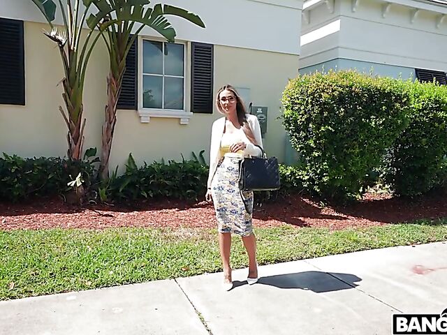 Mandy Rhea - Bang Bus MILF interracial ride during the lunch break