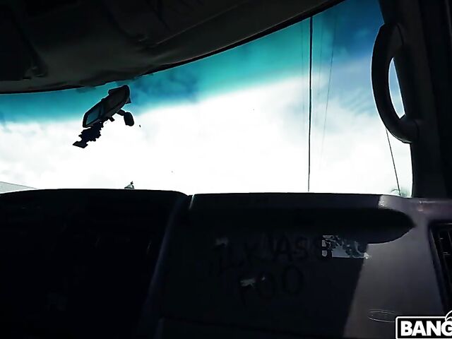 Mandy Rhea - Bang Bus MILF interracial ride during the lunch break