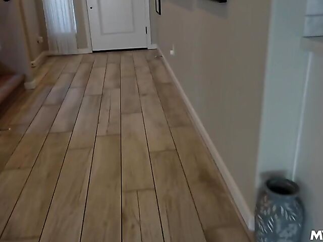 Dakota Williams - Alaskan MILF blonde with a pierced clit gets penetrated