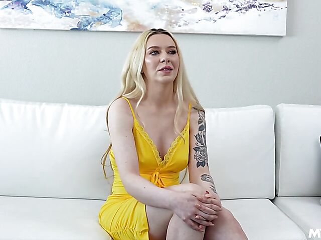 Dakota Williams - Alaskan MILF blonde with a pierced clit gets penetrated