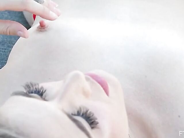 Tiny tits babe Jessie Saint loves sticking sex toys in her beautiful shaved pussy