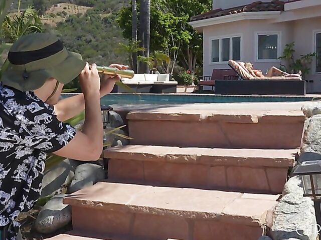 Spying on skinny bikini babe Summer Vixen and fucking her twat