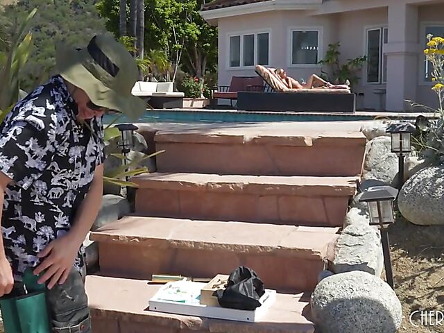 Spying on skinny bikini babe Summer Vixen and fucking her twat