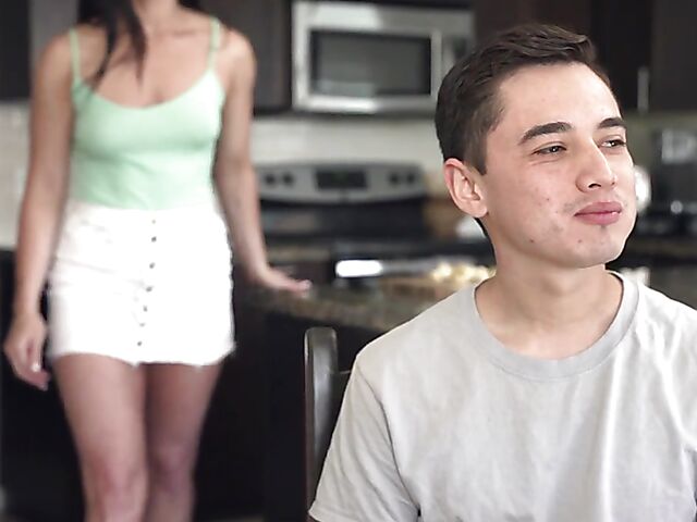 Cute milf and boy fuck in stepmom and son porn with Jennifer White