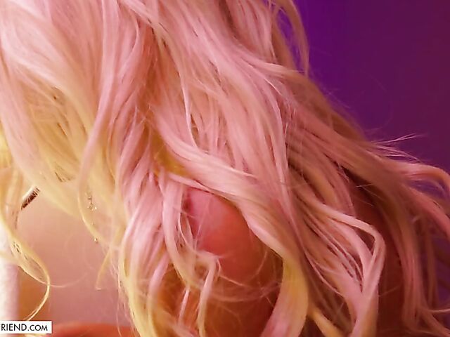 Blonde MILF with big tits Brittany Andrews is his tonight's lover