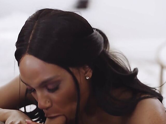 White guy gets turned on by sexy ebony babe Lacey London