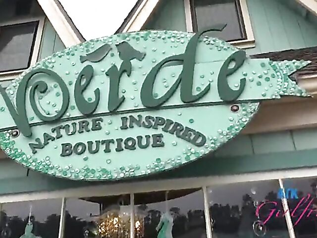 Your teen girlfriend Leana Lovings is back