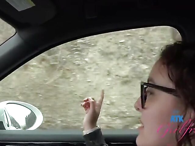 Your teen girlfriend Leana Lovings is back