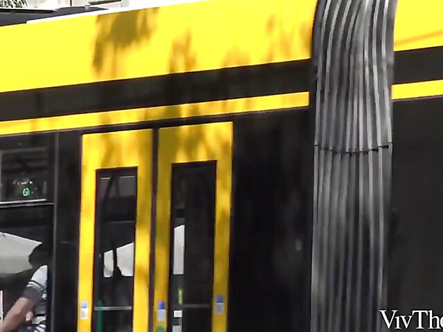 Alika Penagos & Marina Gold - Lesbian tribbing on vacation