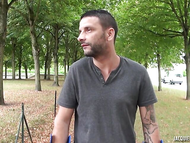 Natacha Guapa - Outdoor anal with a limping man